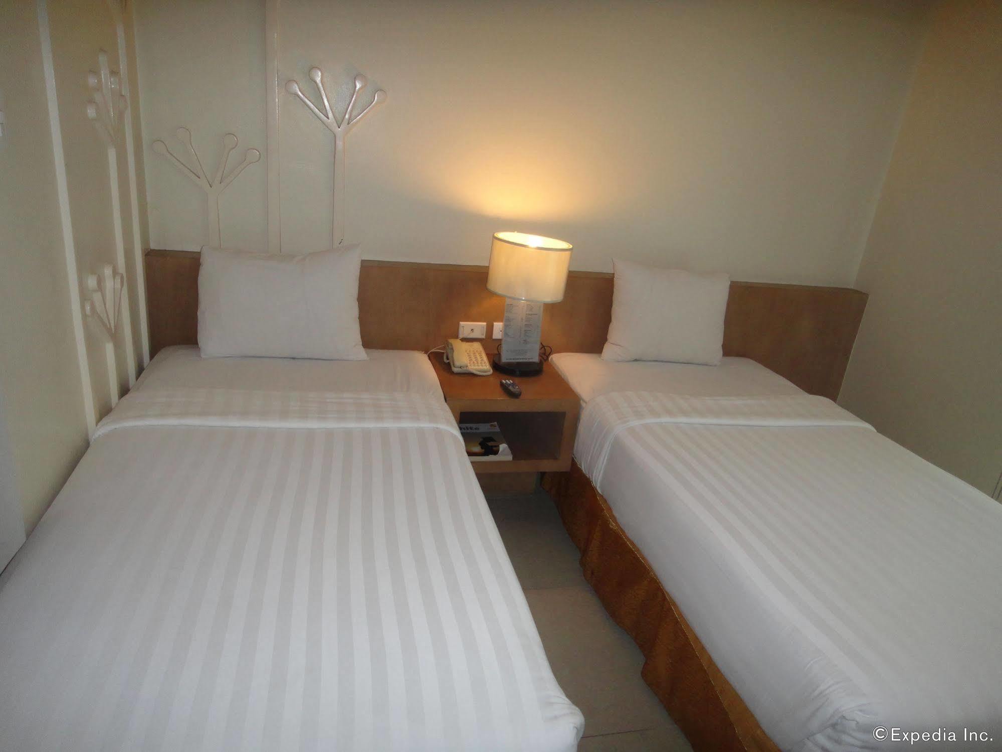 City Suites Ramos Tower Cebu Ngoại thất bức ảnh